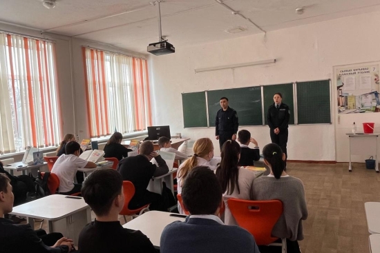 С учащимися 7-11 классов проведена беседа на тему: «Профилактика правонарушений среди несовершеннолетних»